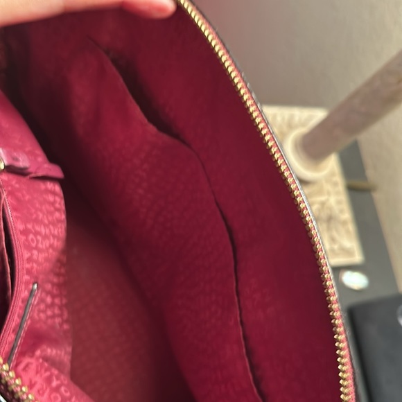 KATE SPADE PLUM COLOR PURSE USED great condition 100% cow leather - Picture 10 of 14